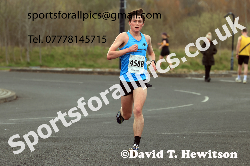 Senior Mens relay, 2026 Elswick Harriers Good Friday Road Relays and Young Athletes, Newburn,  Newcastle upon Tyne. Photo: David T. Hewitson/Sports for All Pics